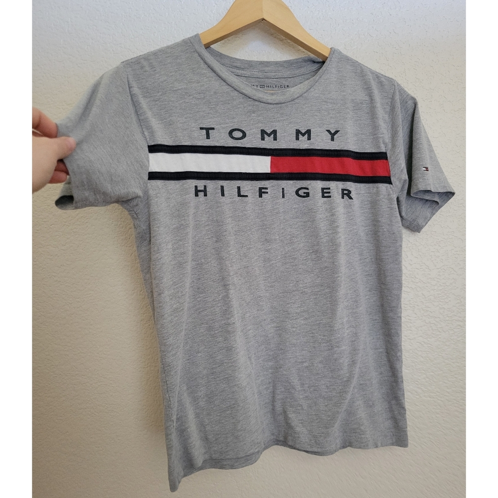 Wome S Tommy Hilfiger Gray T-Shirt Size M